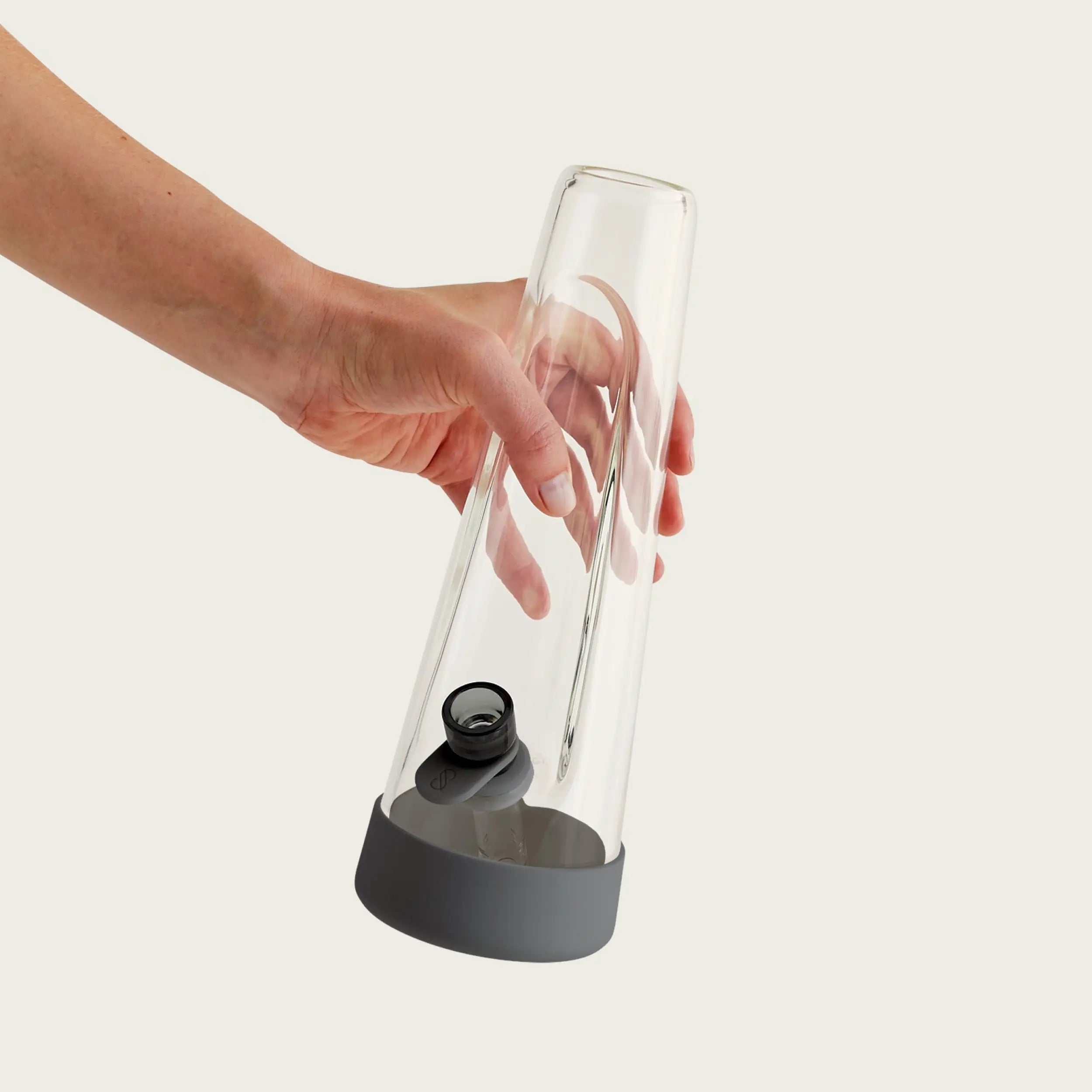 Session's Charcoal Gray Bong: A Sleek and Stylish Smoking Companion.