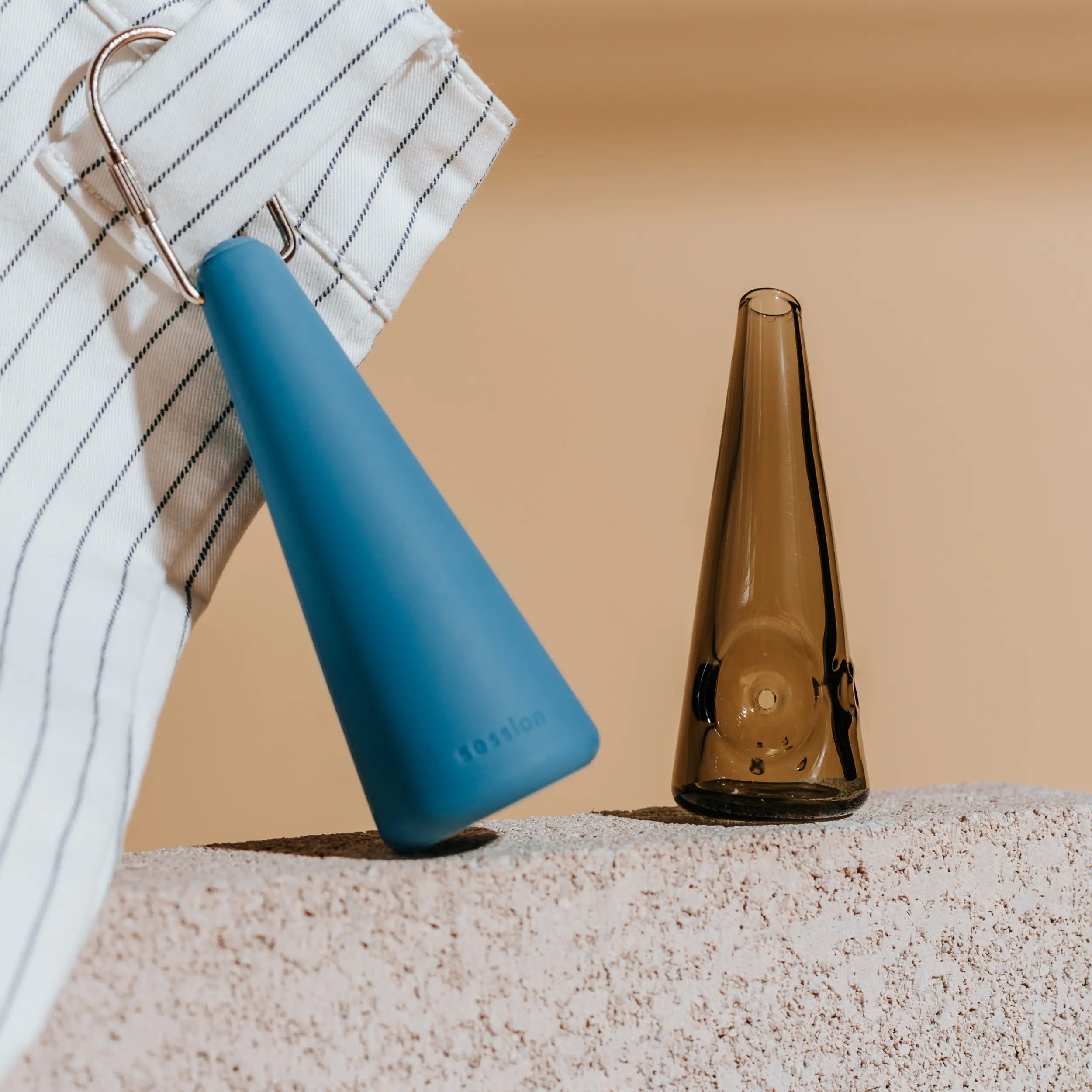 Experience Calm in Blue with Session's Premium Smoking Pipe.