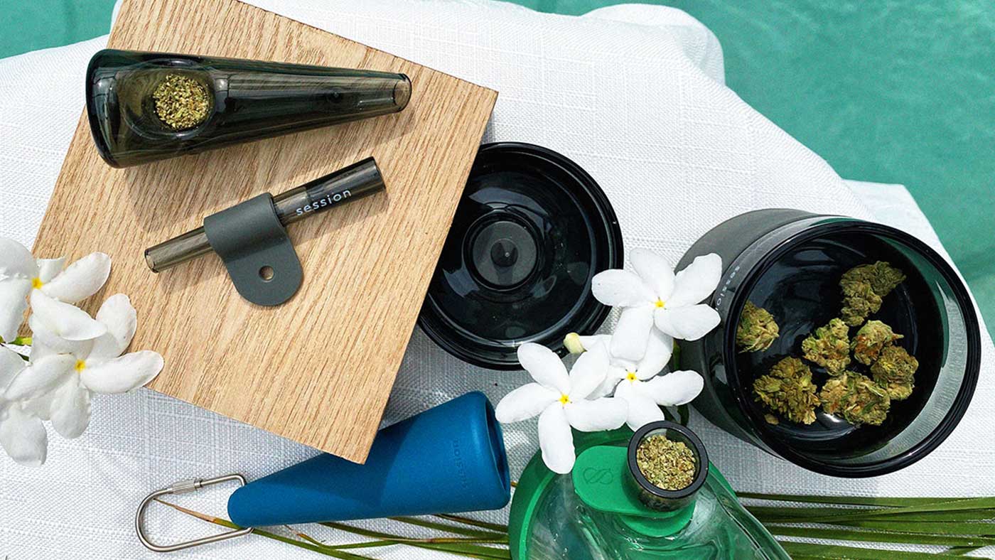 Innovative & Discreet Weed Pipes: 5 of the Best for True Smokers