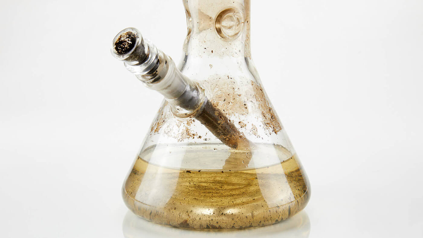Dangers of Dirty Bong Water: Why You Need a Bong Cleaner Kit