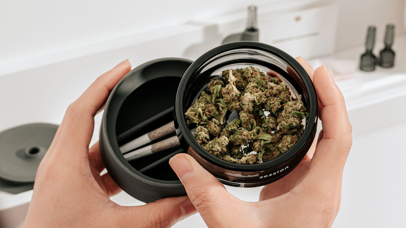 Stash Jar 101: Choosing the Perfect Stash Jar for Your Weed