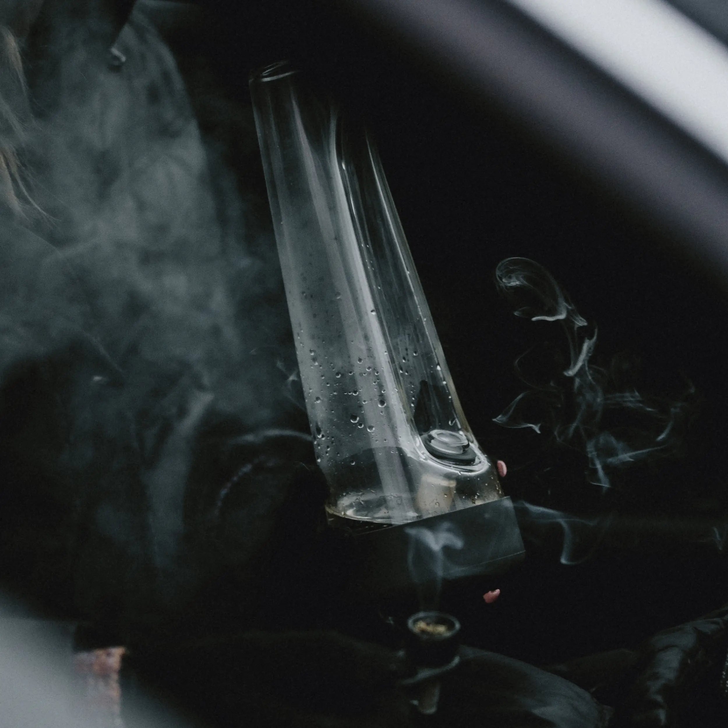 Unlock the ultimate relaxation experience with Session Goods' Cyber Monday Sale – Limited-time offers on premium cannabis essentials.