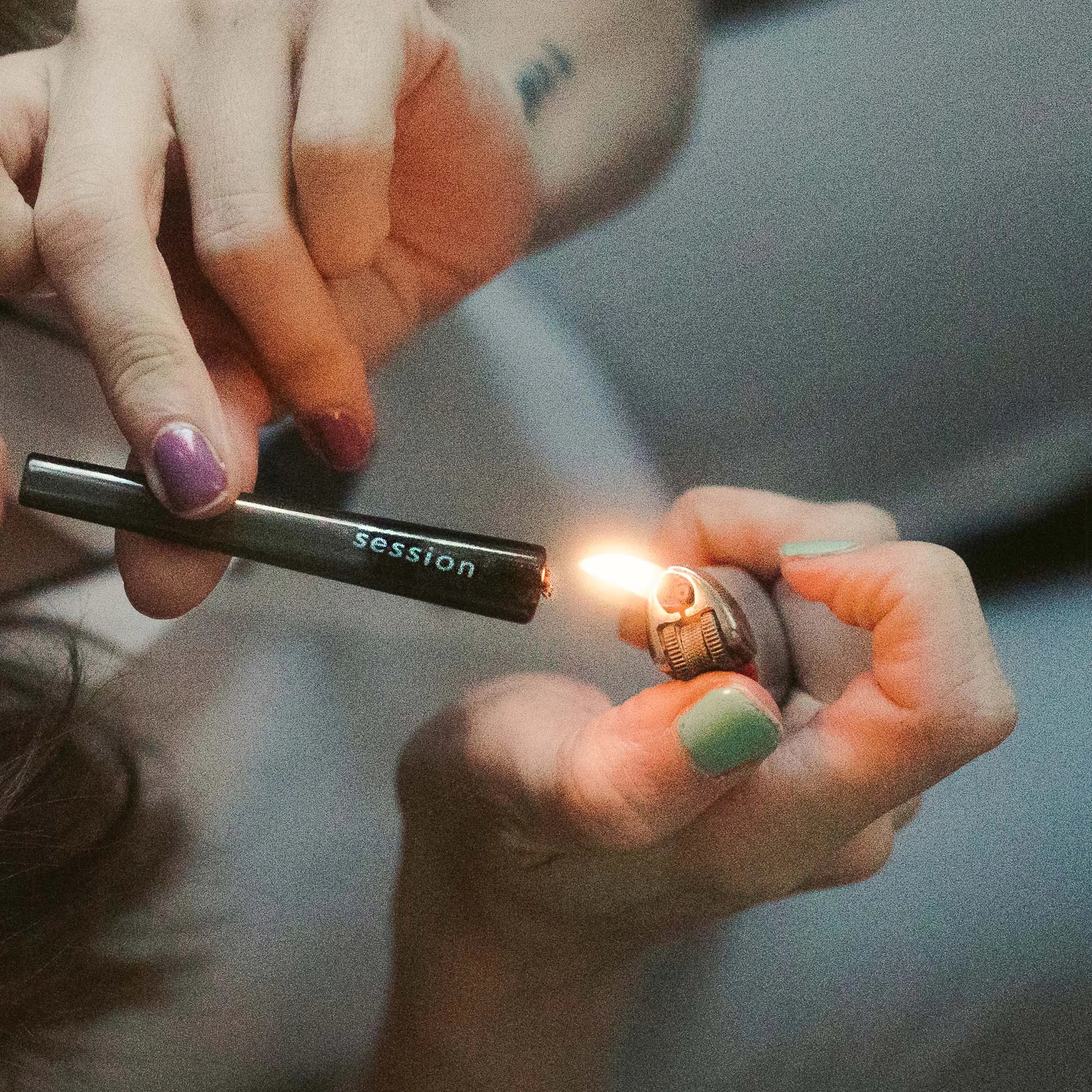 Elevate Your Smoking Style with Session's Lively Horizon Orange One Hitter.